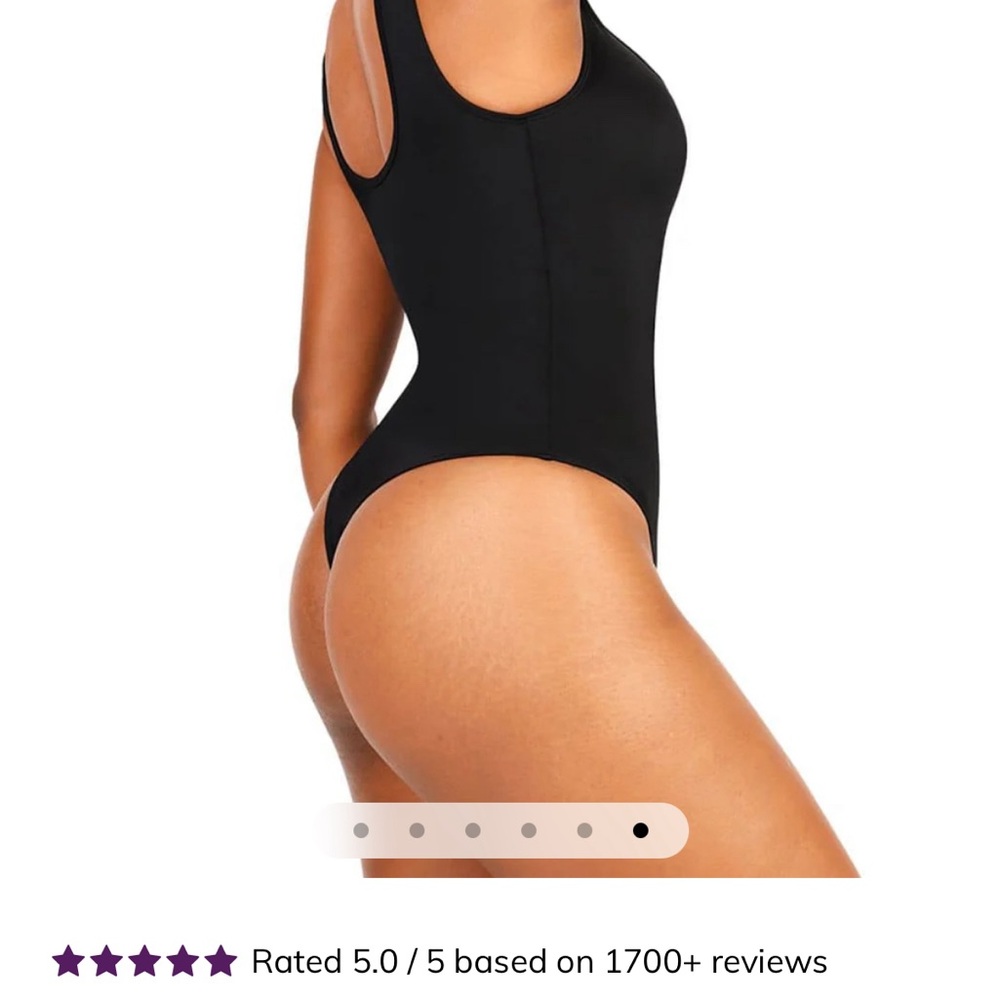 BNWT. Sculpting zip up swimsuit from HeyShape.